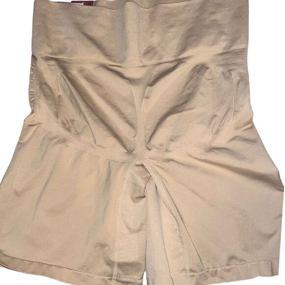 The Slimmer High Waist Short Size 18/20 - Picture 3 of 4